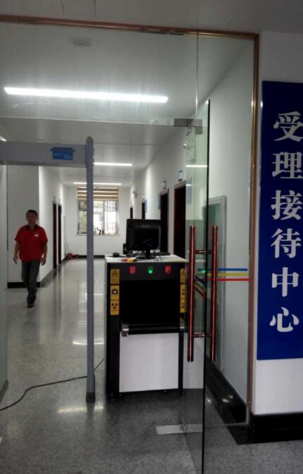 潛江信訪局艾崴AN5030安檢機.jpg